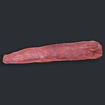Schweinelachs mit glatter Fleischstruktur vor dunklem Hintergrund.